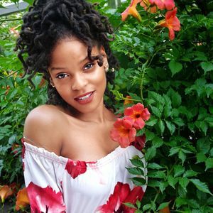 Meet your Posher, Ivanajae